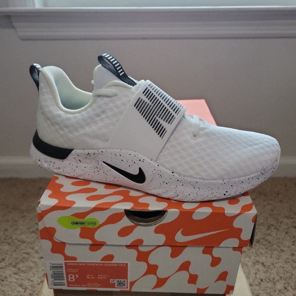 Nike Renew In Season TR 9 Women's 8.5